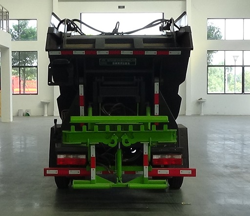 程力威牌CLW5070ZZZ6DJ自裝卸式垃圾車公告圖片