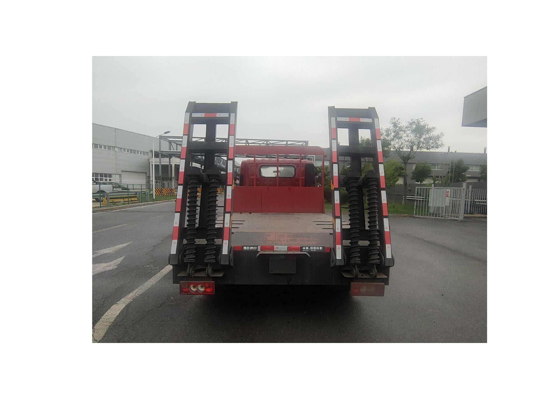 福田牌BJ5098TPBEJEA-AB1平板運(yùn)輸車公告圖片