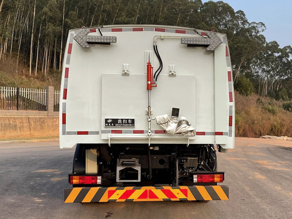 福龍馬牌FLM5180TXSSZ6L洗掃車公告圖片