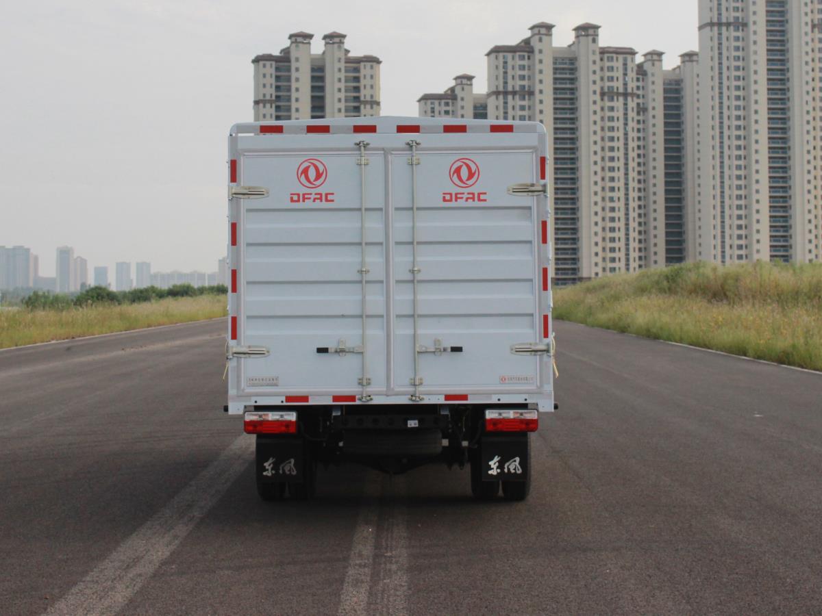 東風(fēng)牌EQ5031CCY26QDAC倉柵式運(yùn)輸車公告圖片