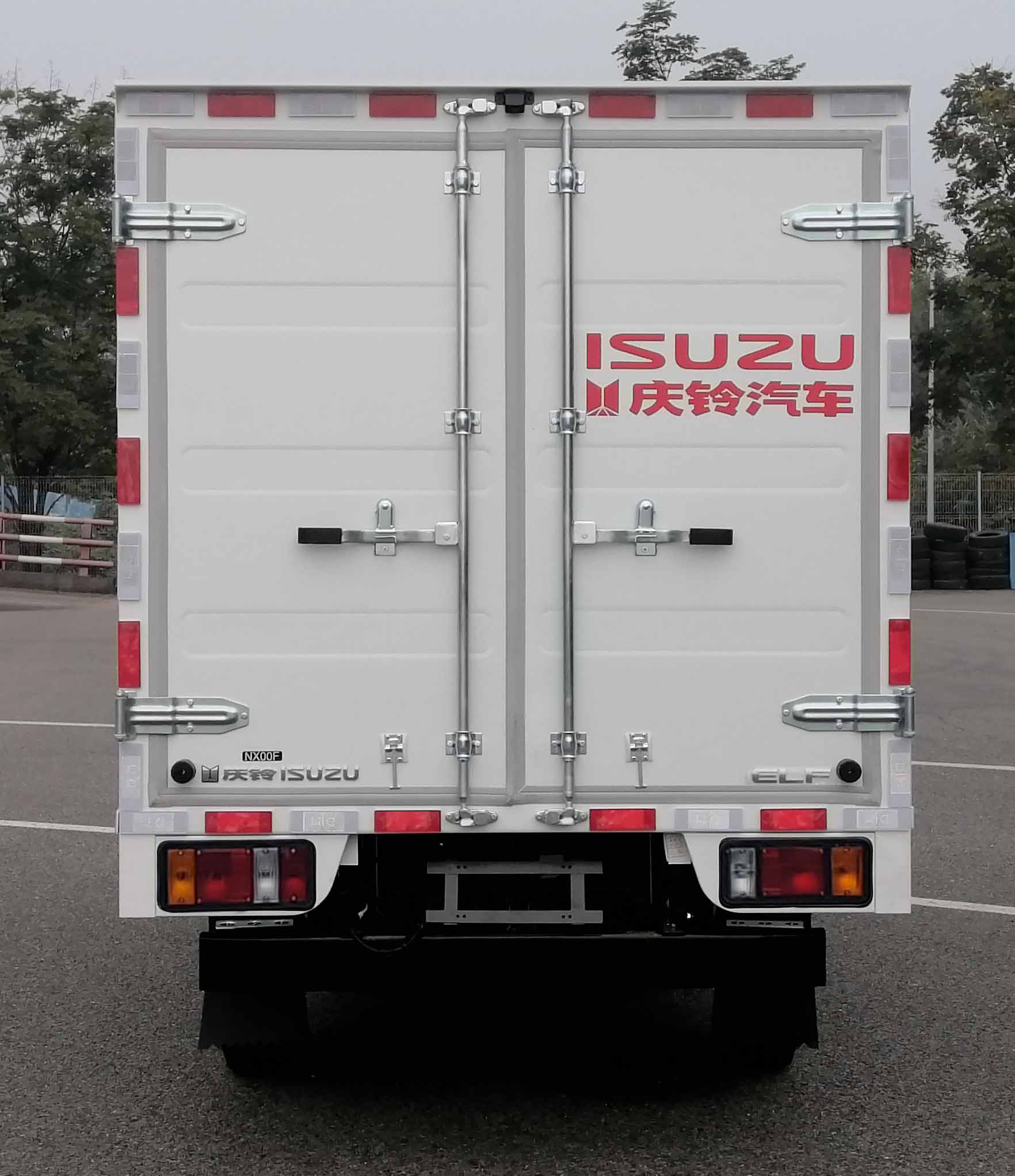 五十鈴牌QL5040XXYMVEW廂式運輸車公告圖片