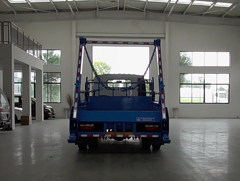 程力威牌CLW5120ZBS6CY擺臂式垃圾車公告圖片