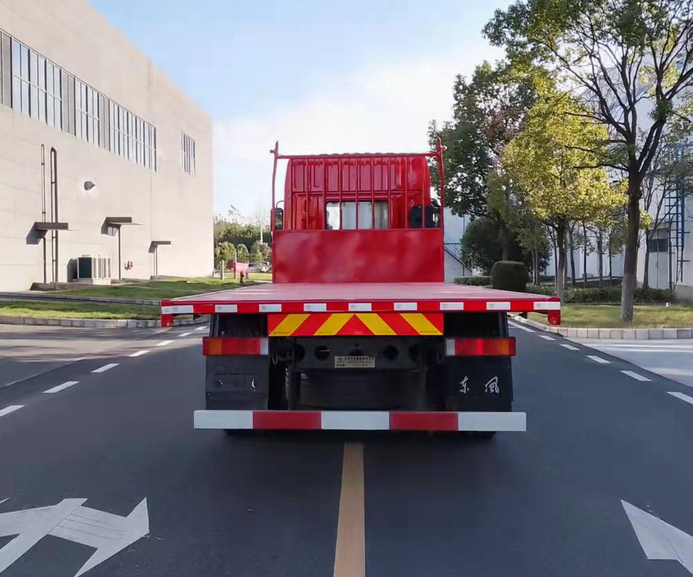 東風(fēng)牌EQ5251TPBL6D61平板運輸車公告圖片