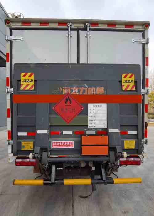 同銳通牌CAA5120XRQC6易燃氣體廂式運輸車公告圖片