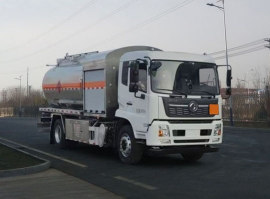 加油车