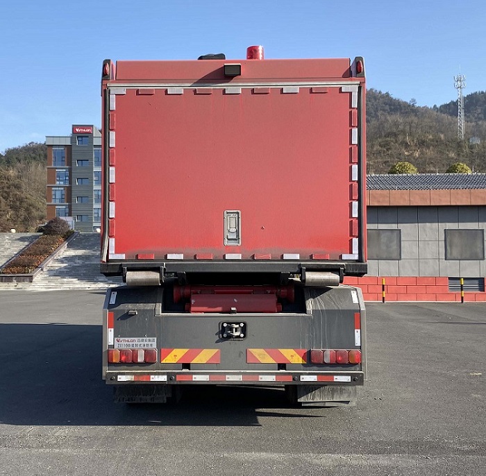 威速龍牌LCG5230TXFZX110/SI自裝卸式消防車公告圖片