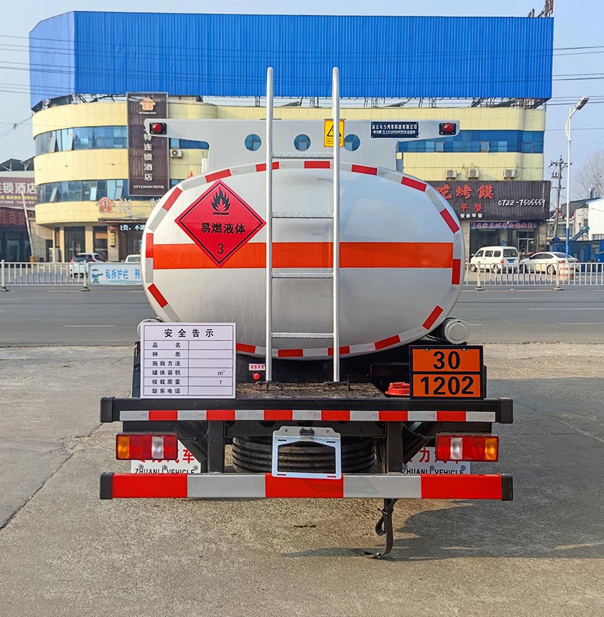 專力牌ZLC5127GYYZC6運油車公告圖片