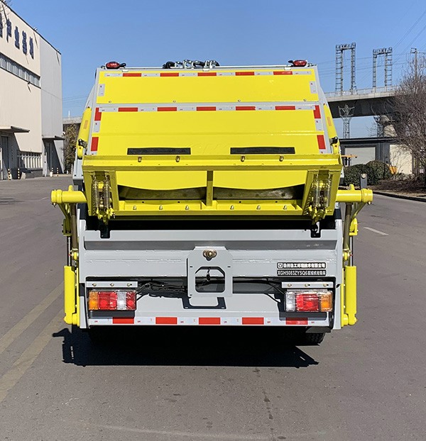 徐工牌XGH5083ZYSQ6壓縮式垃圾車公告圖片