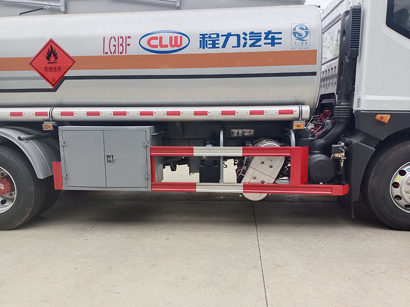 程力牌CL5180GYY6運油車公告圖片