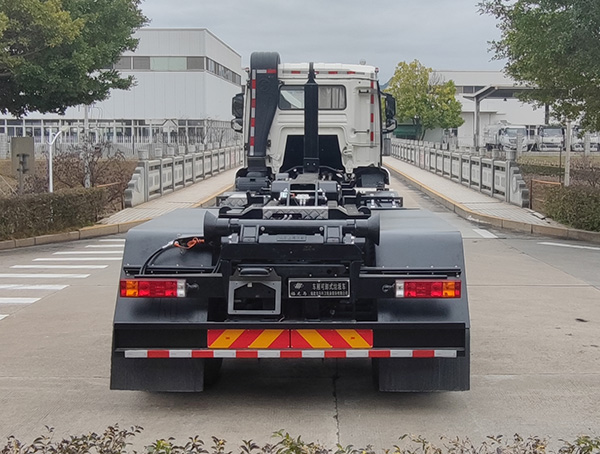 福龍馬牌FLM5310ZXXSZ6車廂可卸式垃圾車公告圖片