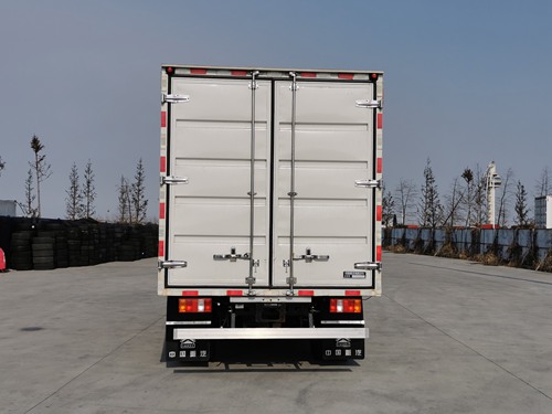 豪曼牌ZZ5048XXYG17ZBEV4純電動廂式運輸車公告圖片