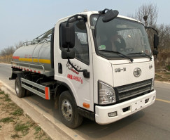 清洗吸污车