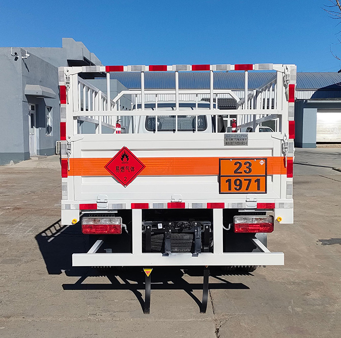 駝馬牌JLC5045TQPHB氣瓶運(yùn)輸車(chē)公告圖片
