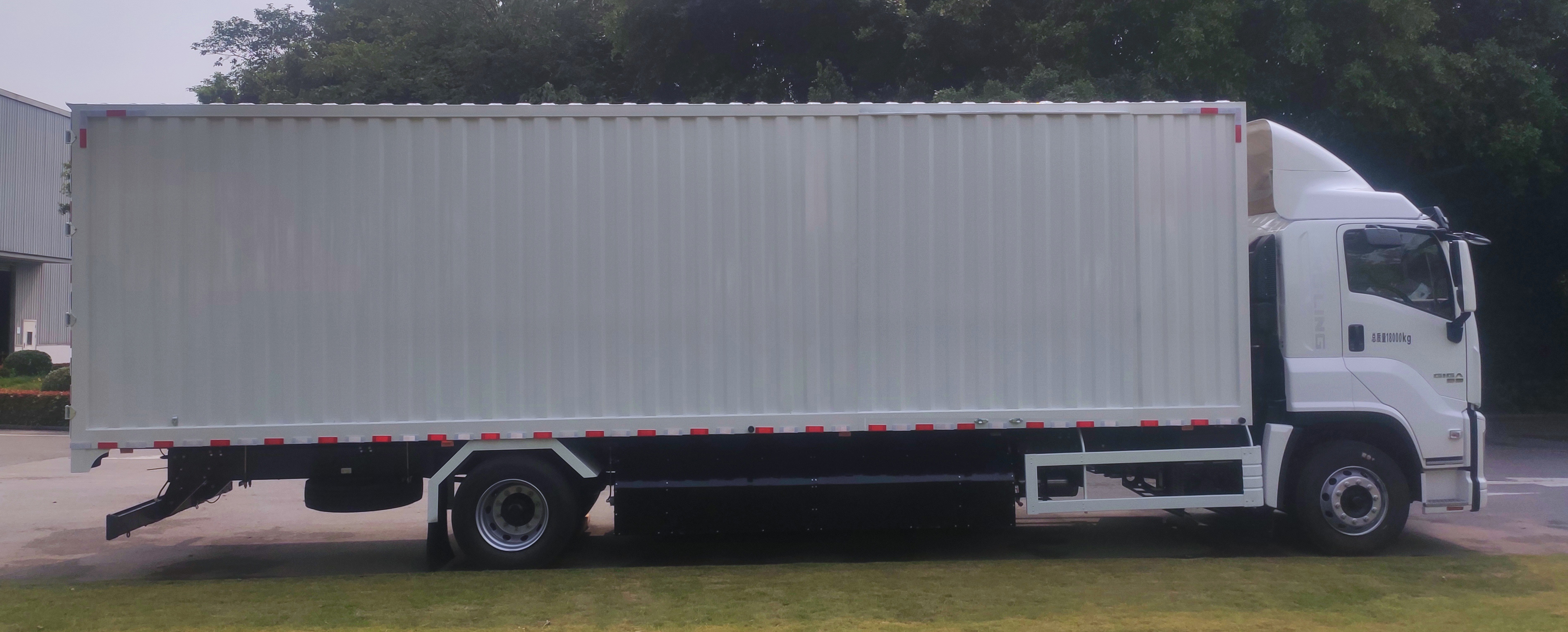 慶鈴牌(繁體)牌QL5180XXYFCEVEXWH燃料電池廂式運輸車公告圖片