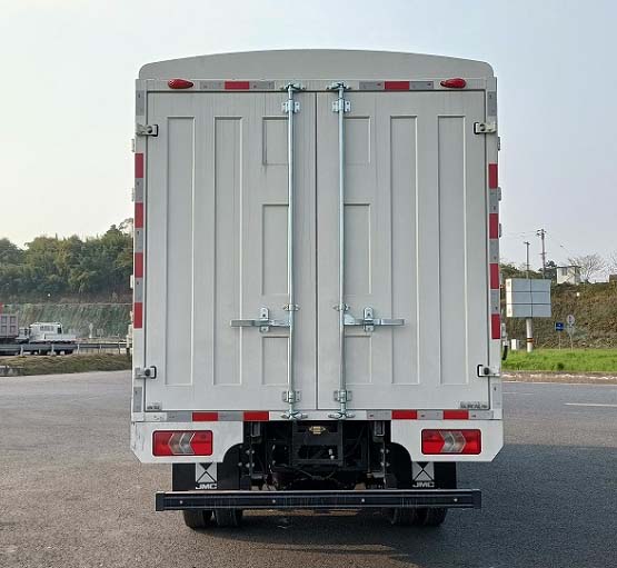 江鈴牌JX5044CCYTGJ26倉柵式運(yùn)輸車公告圖片