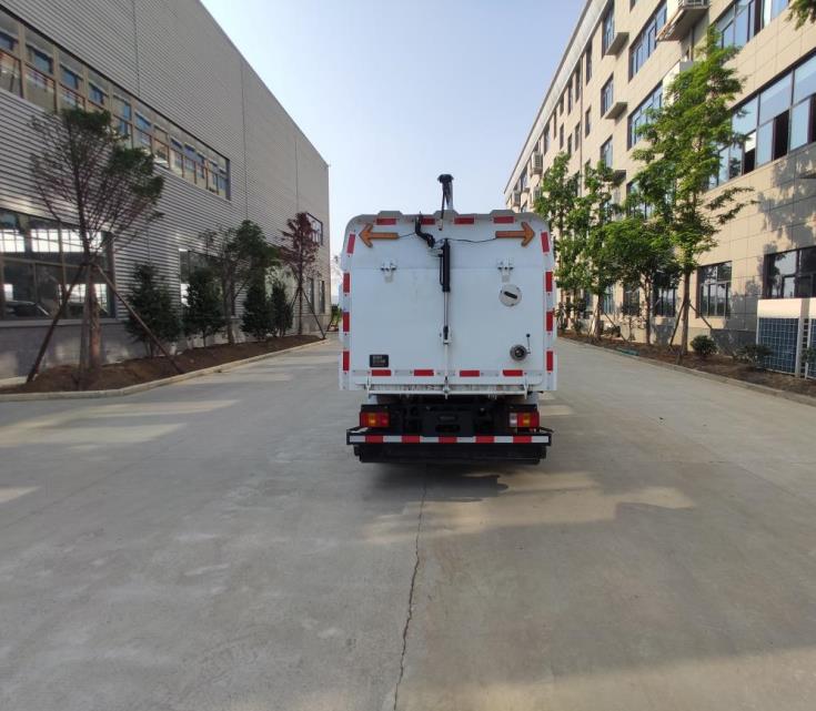 愛瑞特牌ART5041TXSS48BEV純電動(dòng)洗掃車公告圖片