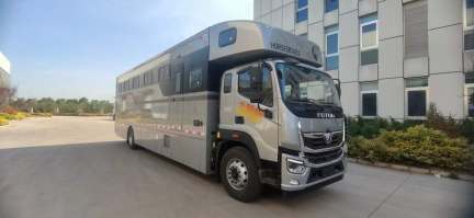 嶸野牌LRY5180XYM運馬車