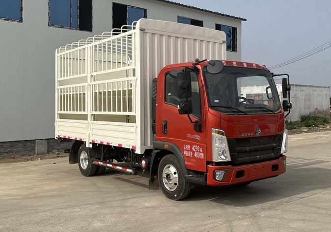 豪沃牌ZZ5047CCYG3315F143倉柵式運輸車公告圖片