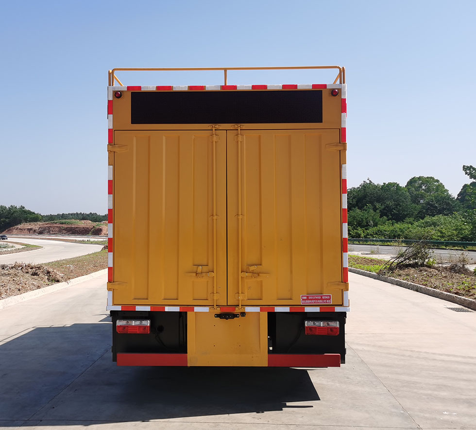 舜德牌SDS5123TWJEQ6吸污凈化車公告圖片