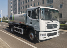 洒水车