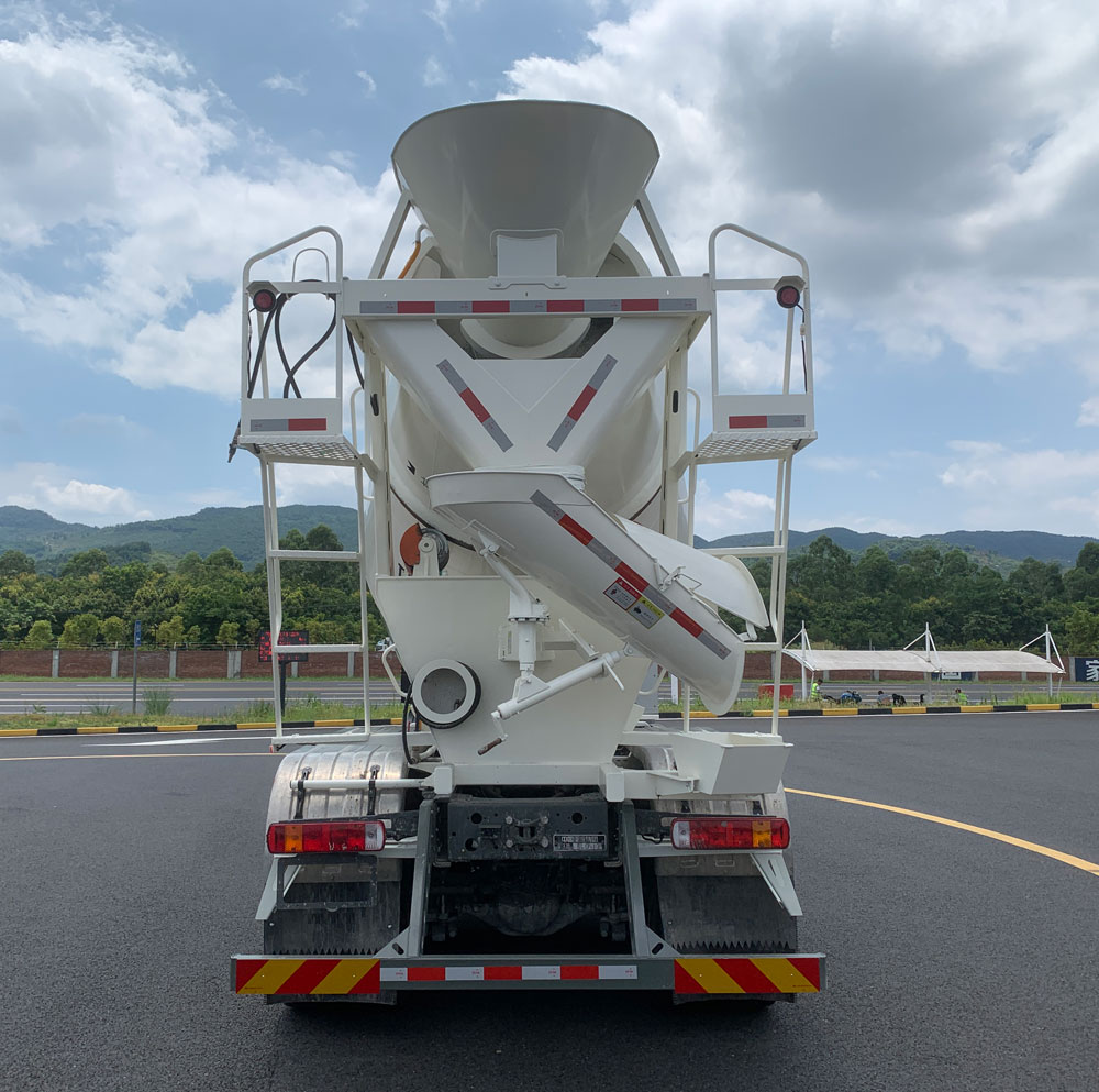 豪沃牌ZZ5312GJBV3567Z11SEV換電式純電動混凝土攪拌運(yùn)輸車公告圖片