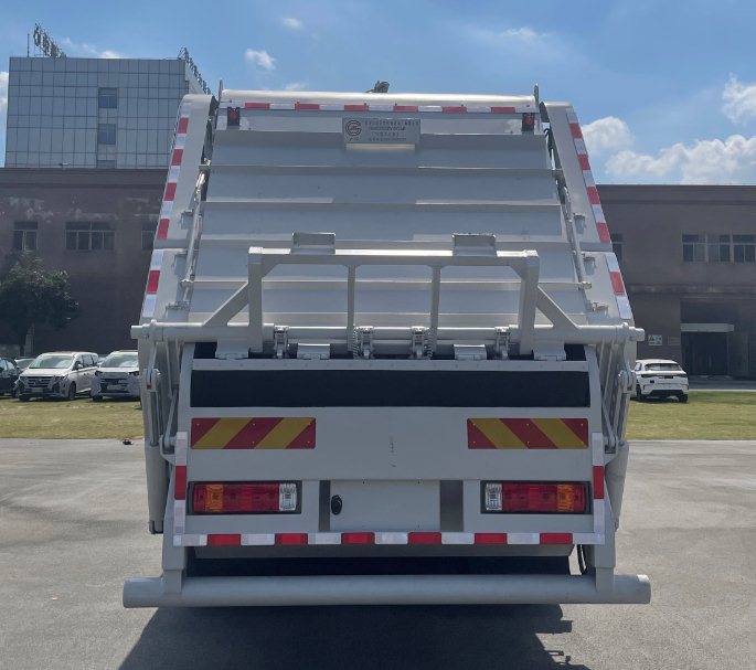 廣環(huán)牌GH5250ZYSCA6壓縮式垃圾車(chē)公告圖片