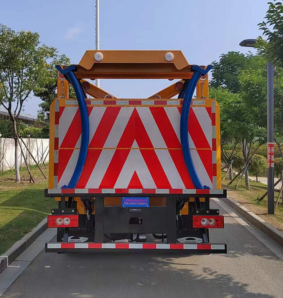 悍拓牌JSH5043TFZ防撞緩沖車公告圖片