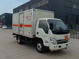 爆破器材运输车