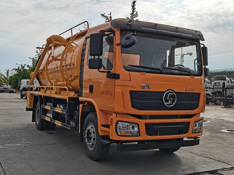 楚勝牌CSC5183GQWS6清洗吸污車