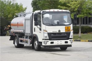 飞机加油车