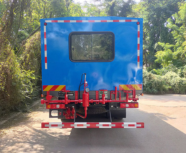 蘭通牌LTJ5272THY40試壓車(chē)公告圖片