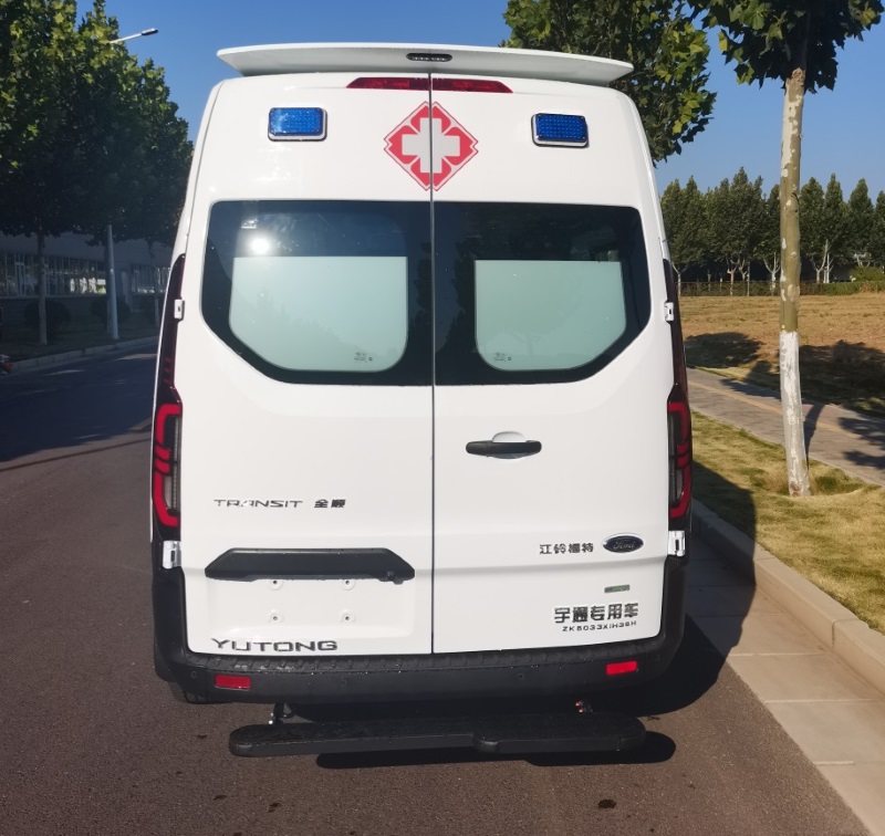 宇通牌ZK5033XJH36H救護(hù)車公告圖片