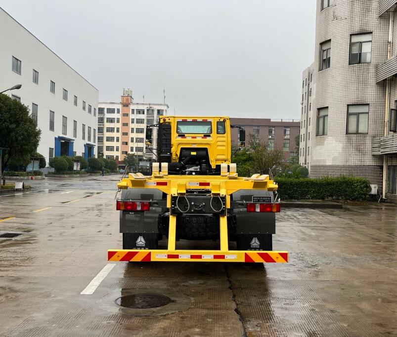 哈盛華舟牌HZT5230TYC6運(yùn)材車(chē)公告圖片