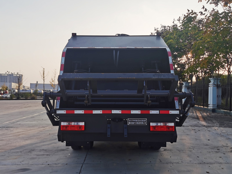 楚勝牌CSC5127ZYSPHEV插電式混合動力壓縮式垃圾車公告圖片