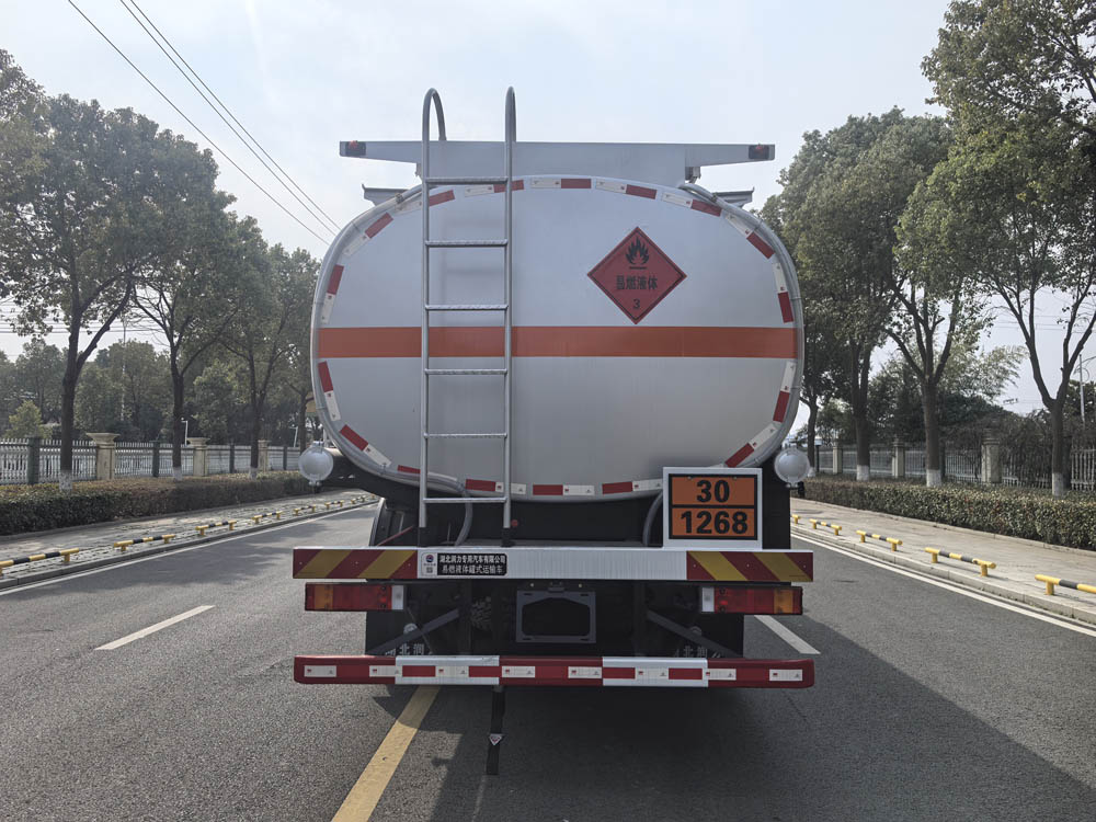 潤知星牌SCS5266GRYEQ6易燃液體罐式運輸車公告圖片