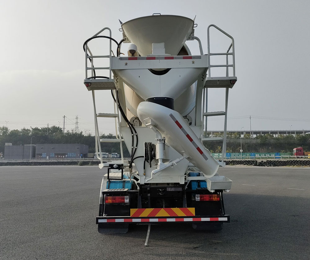 遠(yuǎn)程牌HN5312GJBN22C5BEVY換電式純電動混凝土攪拌運(yùn)輸車公告圖片