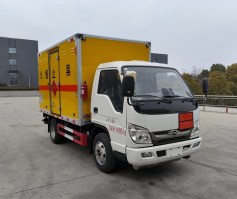 程力牌CL5042XRY6BXW易燃液体厢式运输车
