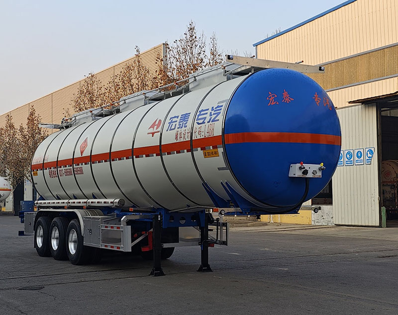 正康宏泰牌HHT9400GRYG易燃液体罐式运输半挂车公告图片