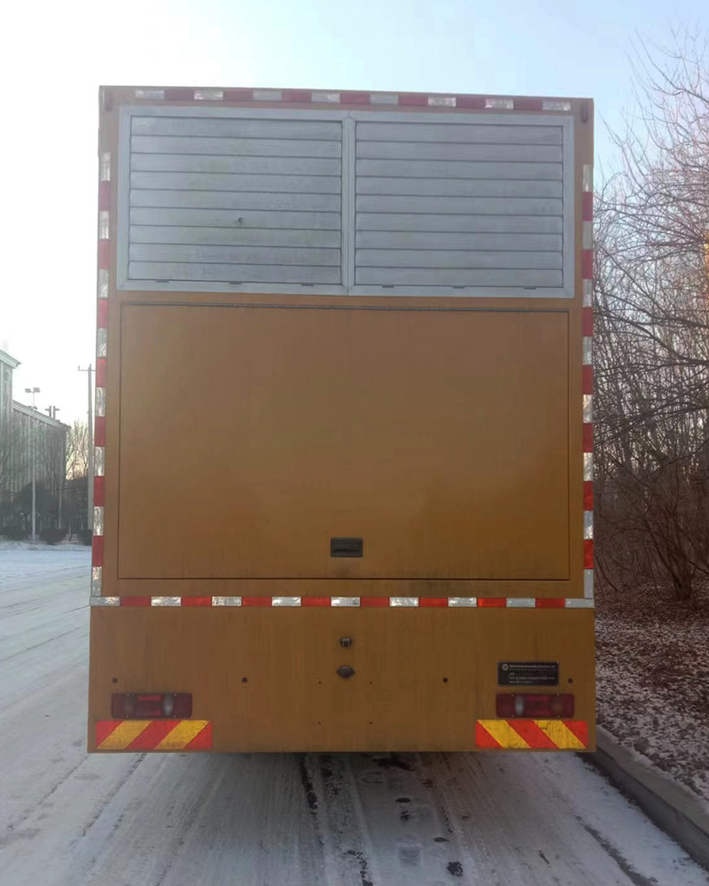 和隆兆帕牌LZP5250XDY電源車公告圖片