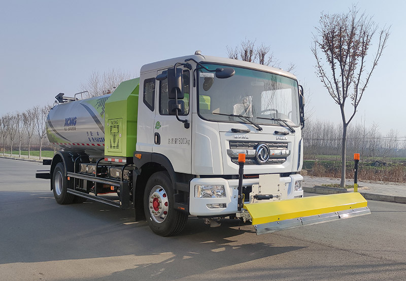 徐工牌DXA5183GQXDBEV純電動(dòng)清洗車(chē)