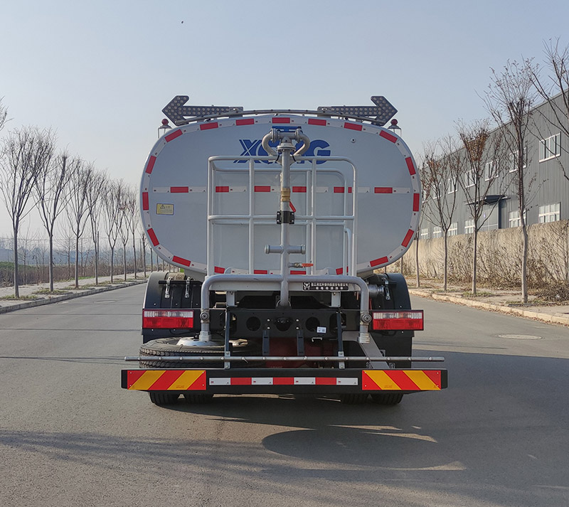 徐工牌DXA5183GQXDBEV純電動清洗車公告圖片