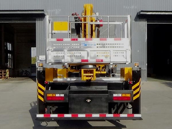 程力威牌CLW5100JGKCDT高空作業(yè)車公告圖片