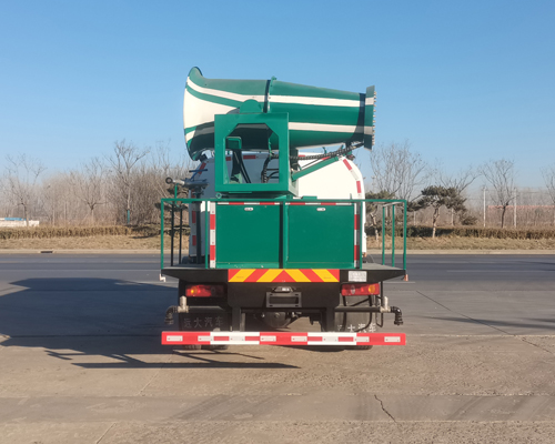 衡霸牌YYD5182TDYDBEV純電動多功能抑塵車公告圖片