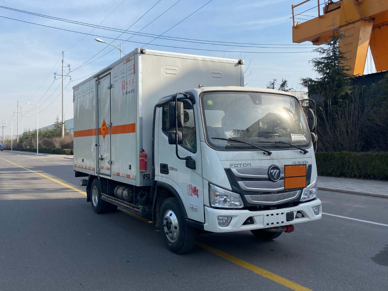 鴻星達(dá)牌SJR5041XYN-6煙花爆竹專用運(yùn)輸車