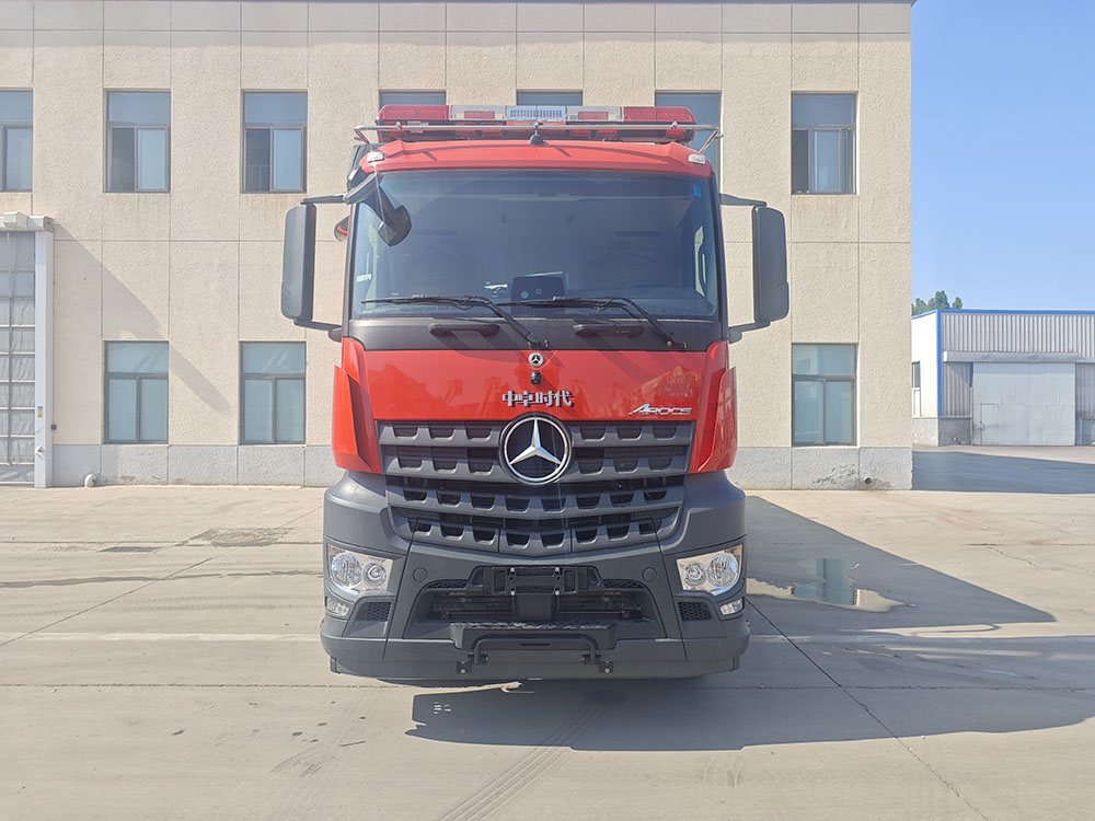 中卓時(shí)代牌ZXF5430GXFPM250/B6泡沫消防車公告圖片