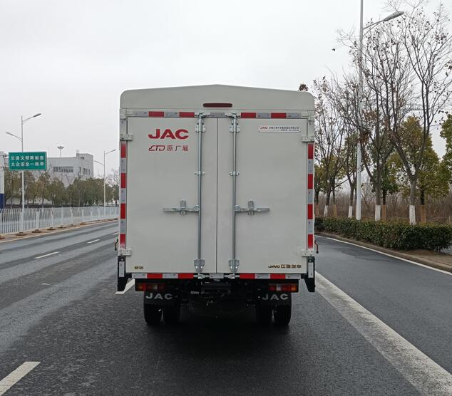 江淮牌HFC5036CCYPV3E2B4S-2倉柵式運輸車公告圖片