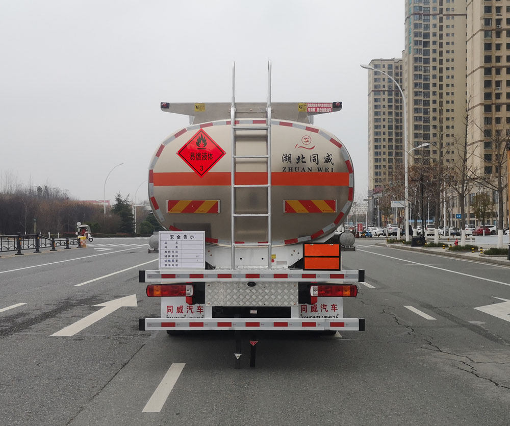 專威牌HTW5329GYYLZZ6S鋁合金運(yùn)油車公告圖片