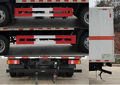 百捷牌QYY5040XQYZZ6爆破器材運(yùn)輸車公告圖片