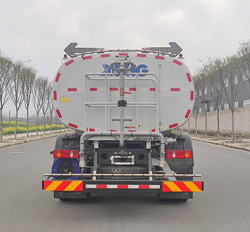 徐工牌DXA5184GQXDBEV純電動(dòng)清洗車公告圖片