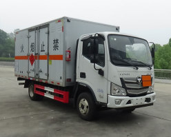 程力牌CL5044XRY6BXW易燃液体厢式运输车